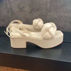 Jeffrey Campbell Women's Braided Platform Sandal in Cream Size 9.5